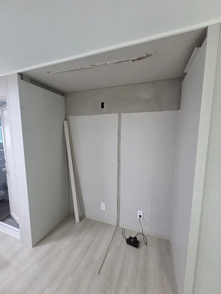 냉장고 상부장 리폼, 천장 쪽 마감까지 정리 사진 1